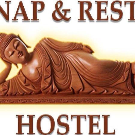 Nap & Rest Hostel Kyiv Exterior foto