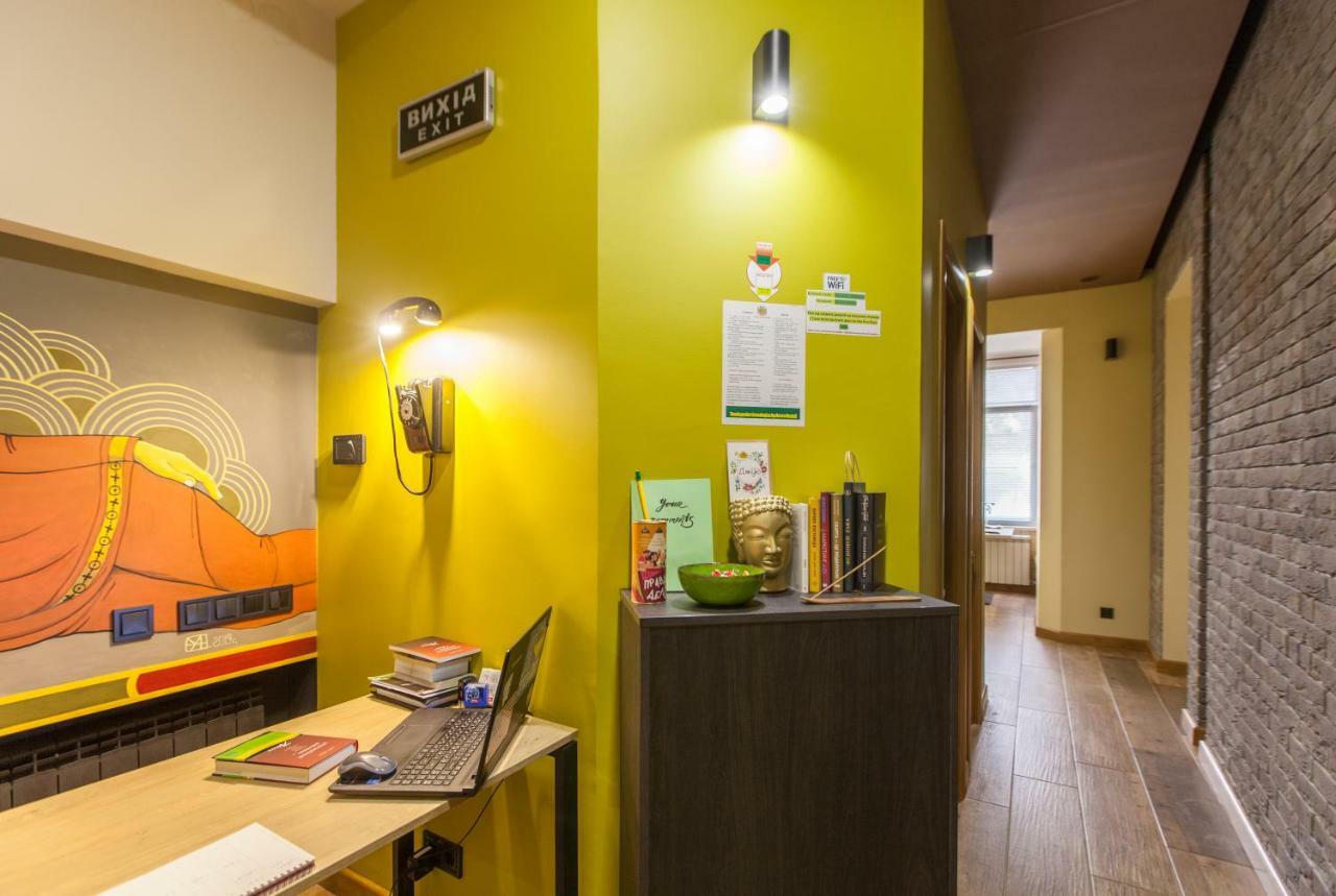 Nap & Rest Hostel Kyiv Exterior foto